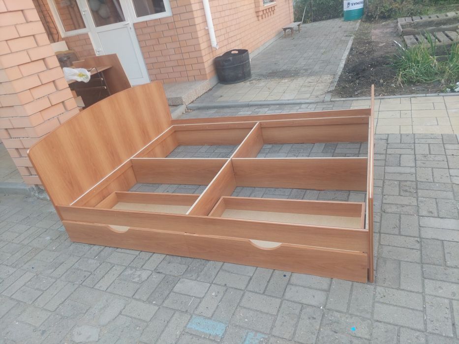 Продам двухспальная кровать