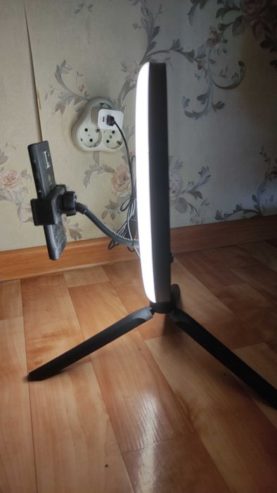 Кольцевая селфи-лампа 26 см