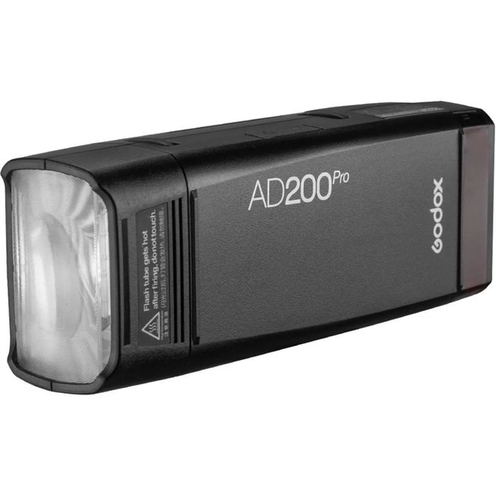 Godox Ad200 Pro.