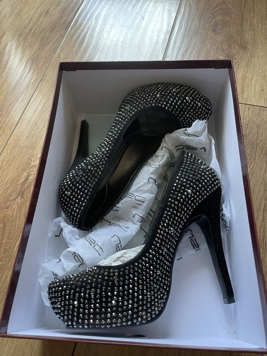 Обувки -Dolce & Gabbana, Dune, H&T Elise и др.