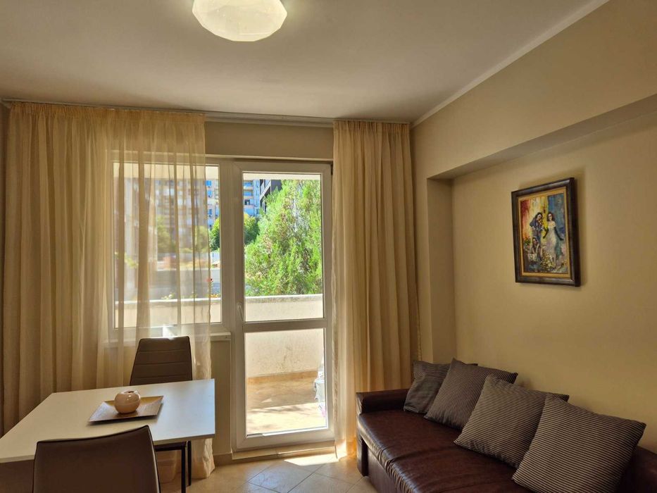 Дава се под наем Тристаен апартамент в София, Малинова долина - 86 кв.м за 765 € - Снимка #5