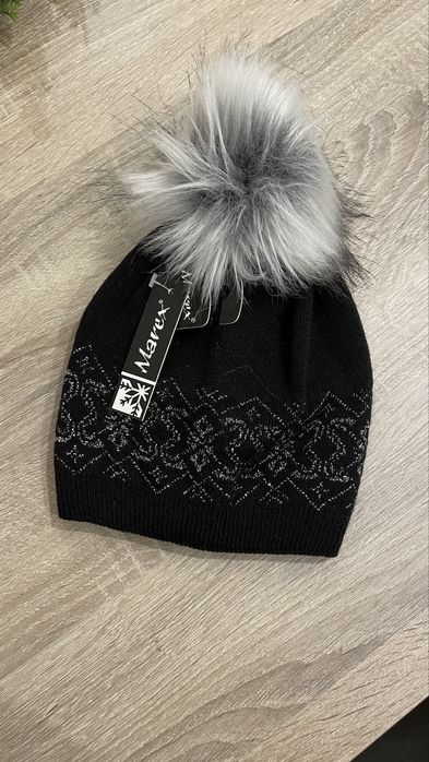 Нови дамски зимни шапки