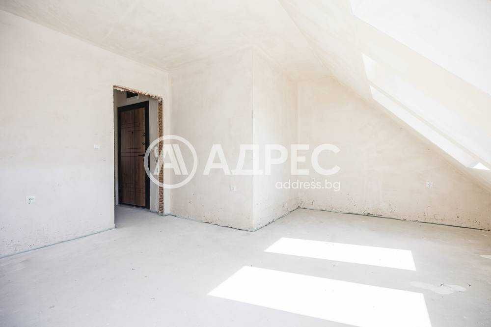 Продава се Двустаен апартамент в Варна, Център - 63 кв.м за 1424 €/кв.м - Снимка #2