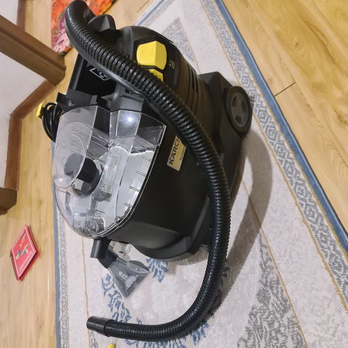 Моющий пылесос от karcher puzzi 8/1