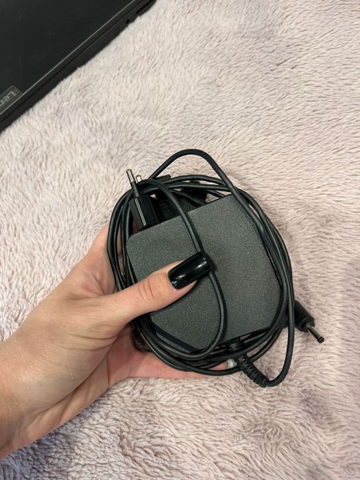 Продам ноутбук Lenovo
