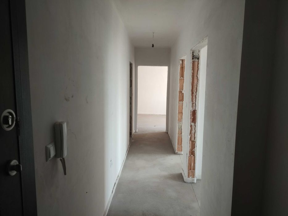 Тристаен тухлен апартамент - Ново строителство