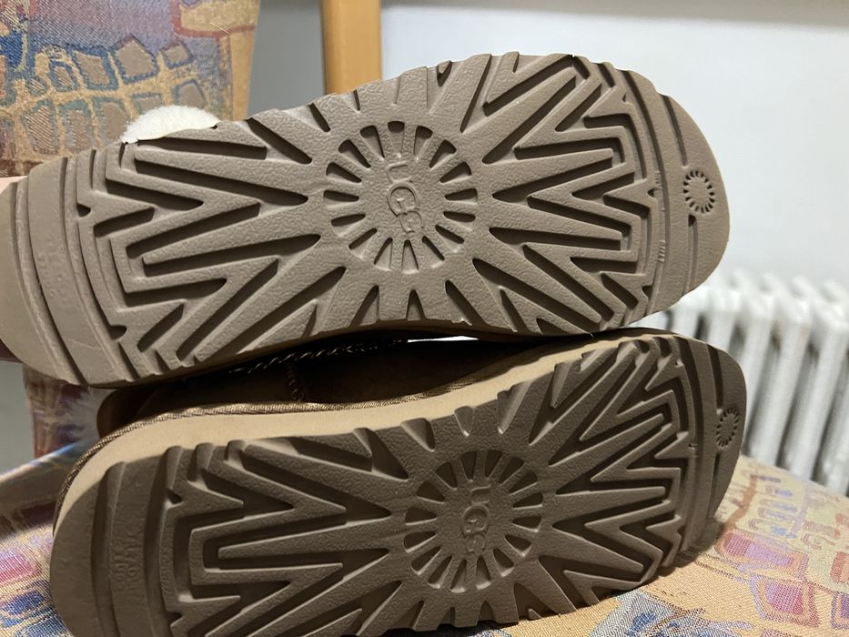Cizme UGG, impecabile