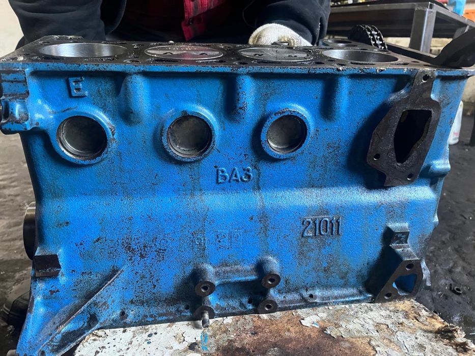 блок цилиндров ваз