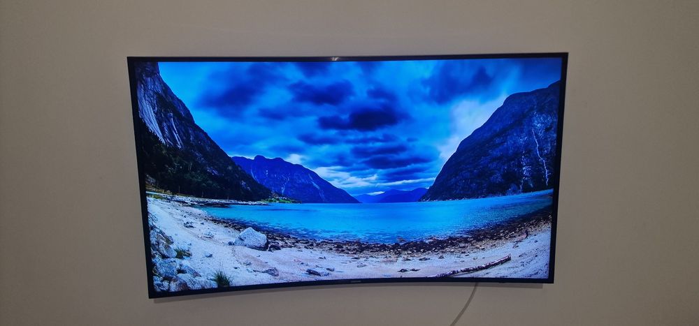 TV Samsung 139cm curbat