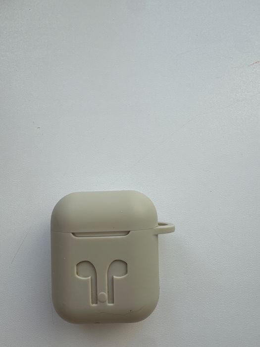 Эйр подс кейс без наушников