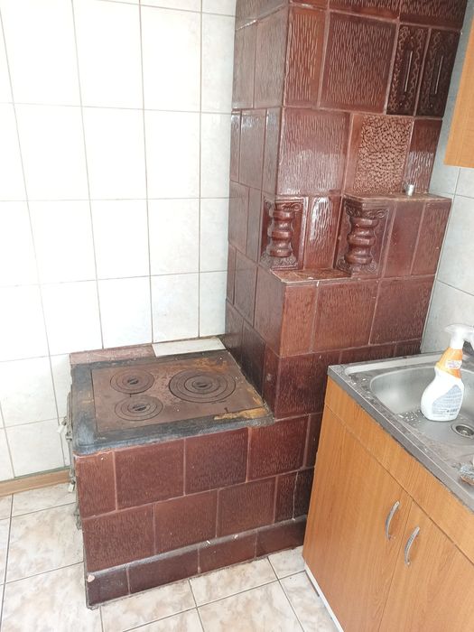 Soba de teracota cu plita