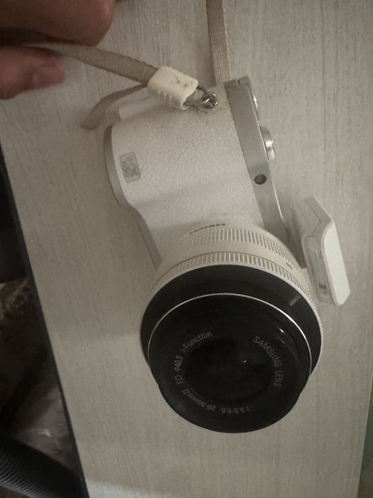 Samsung nx300 проф-фотоаппарат