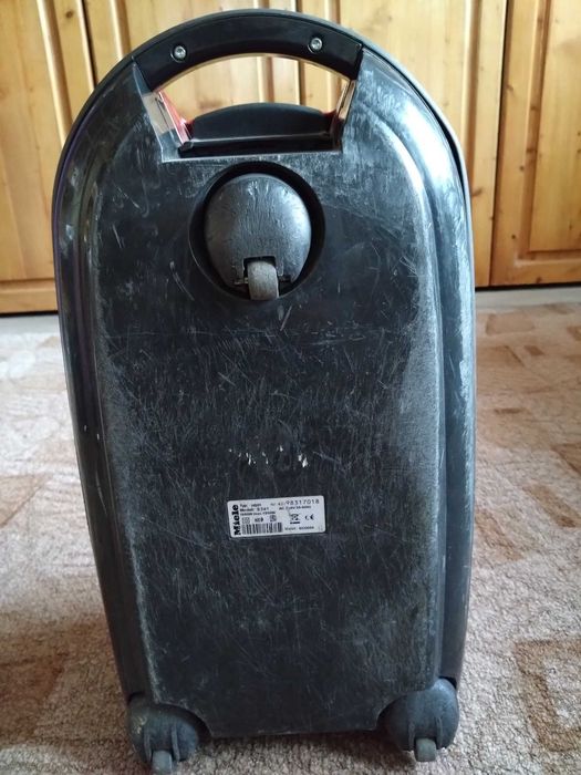 Прахосмукачка Miele Tango Plus 1800W