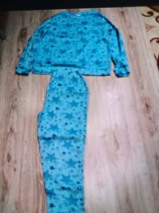 Чисто нови зимни  дамски пижами