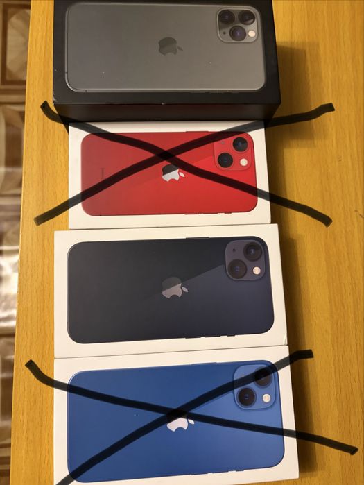 Vand Set 4 Cutii iPhone 2x iPhone 13, 1 13 Mini, 1 11 Pro