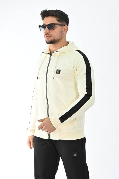 Oferta! Trening Hugo,calitate luxury,toate marimile