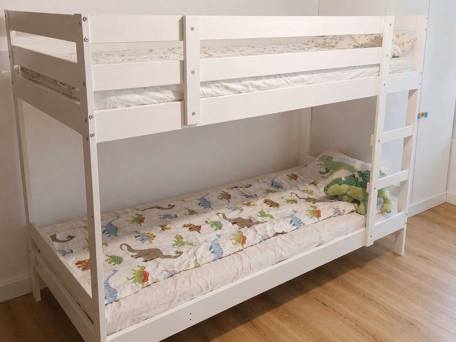 Pat supraetajat ikea