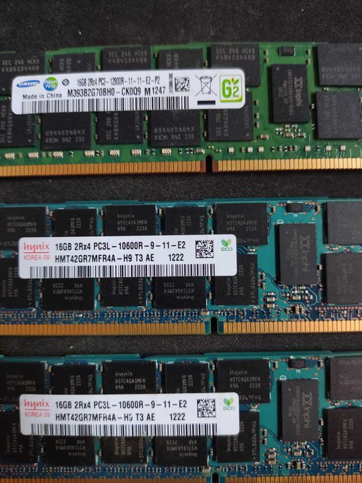 Vand memorie ram ddr3 server 16 gb  si 8gb ddr3 normale diferite frec.