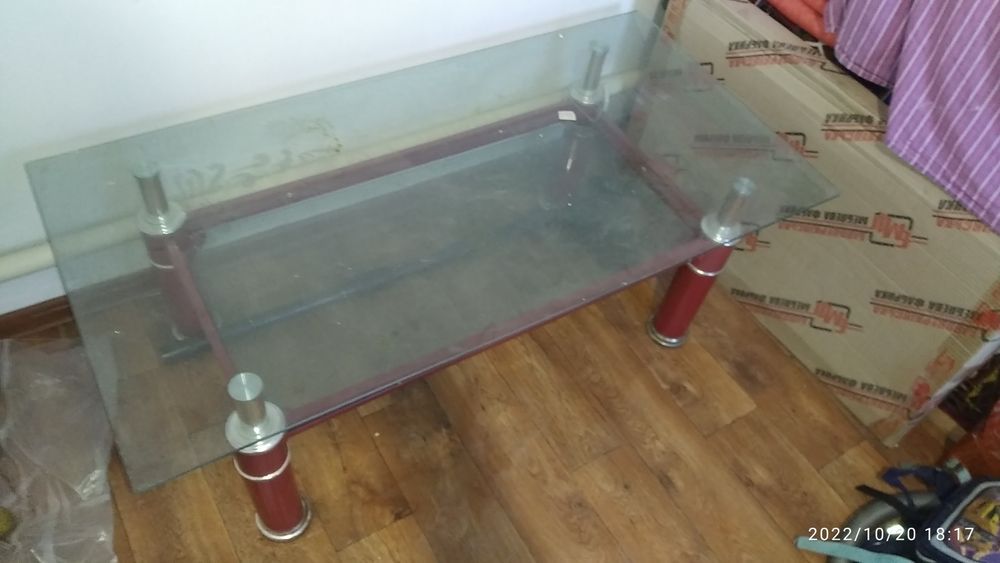 Продам журнальный столик