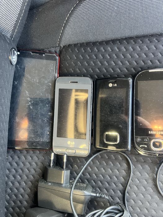 Lot 7 telefoane