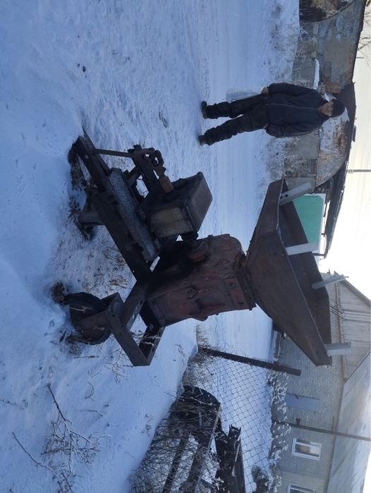 Продам зернодробилку