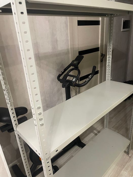 Продам металлический  стеллаж