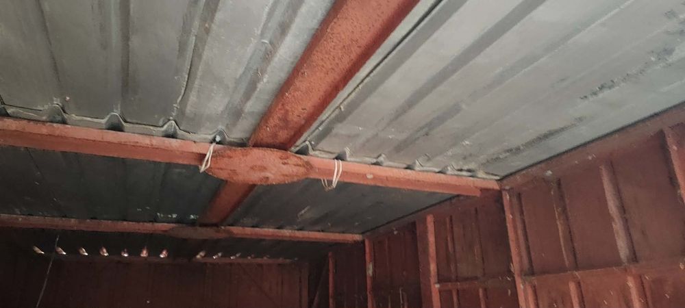 Ламаринен гараж голям