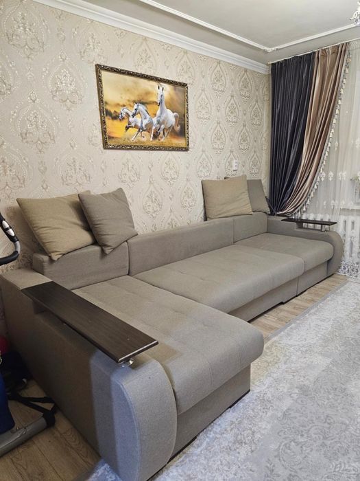 Продам диван в отличном состоянии