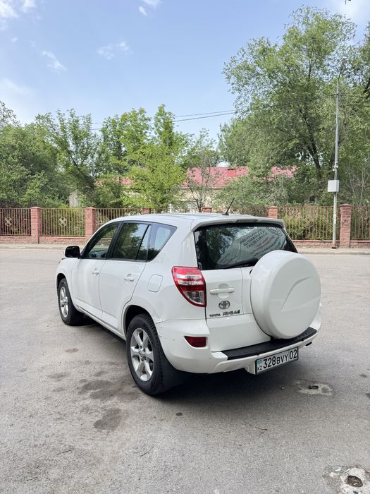 Toyota Rav4 2011