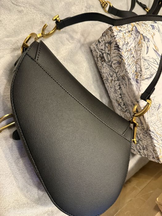 Dior Saddle черна