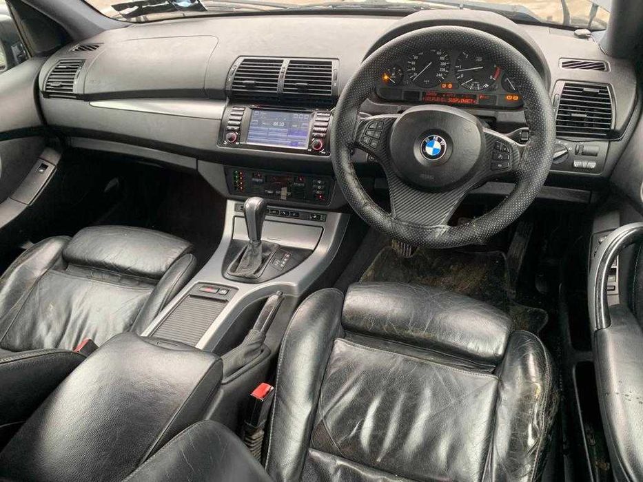 Dezmembrez bmw x5 e53 facelift/3.0 d 218 cp/bara fata x5/capota