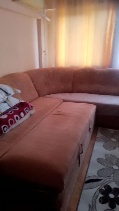 Închiriez camera camin