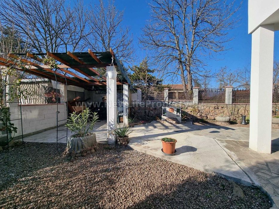 Продава се Къща в с. Бата, Област Бургас - 102 кв.м за 1932 €/кв.м - Снимка #4