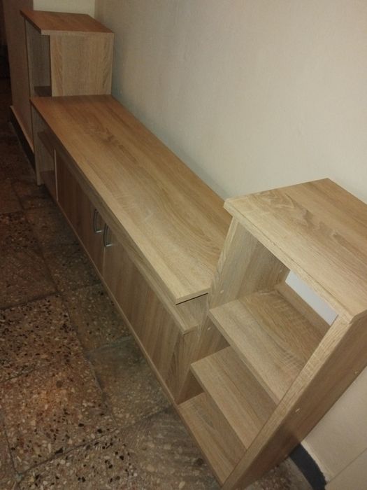 Comoda TV stejar deschis