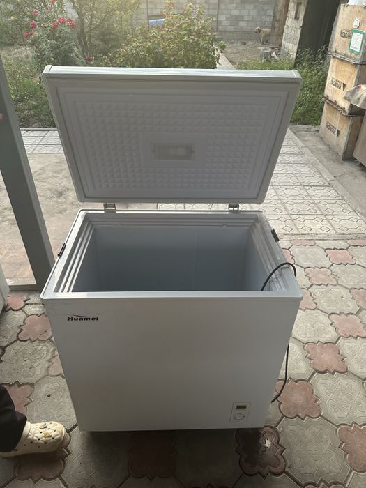 Морозильник новый