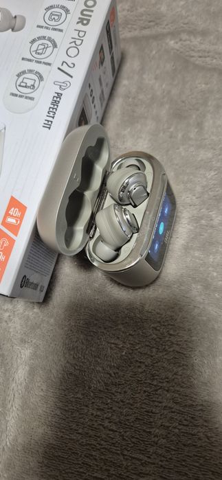 JBL TOUR PRO 2 употребяван