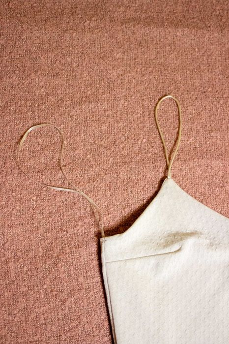 Рокля по тялото, изключително елегантна и изискана - 36 размер