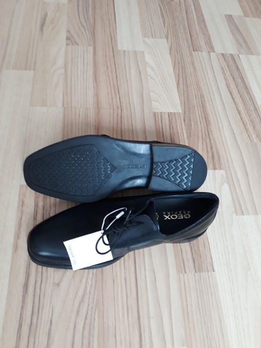 Pantofi Geox piele naturală 100%