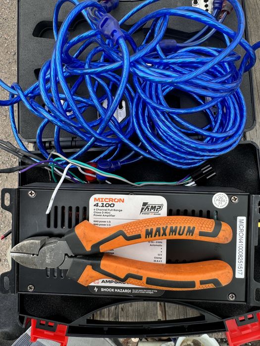 Продам компактный усилитель  Micron