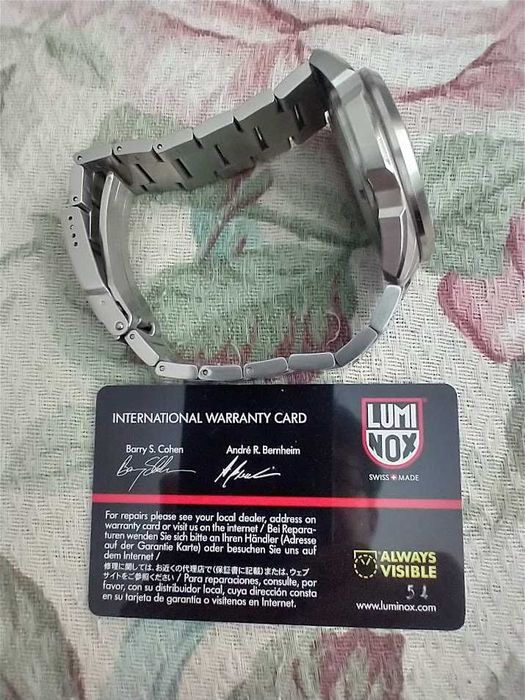 Luminox Adventurer 200 m water resist