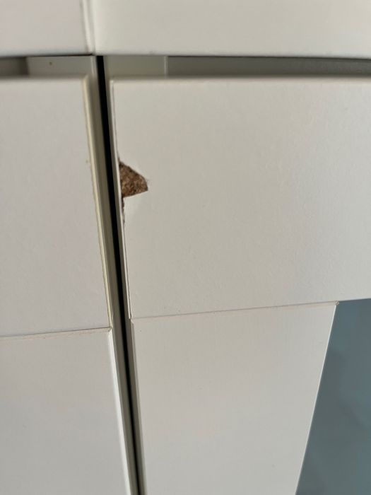 Comoda cu patru sertare