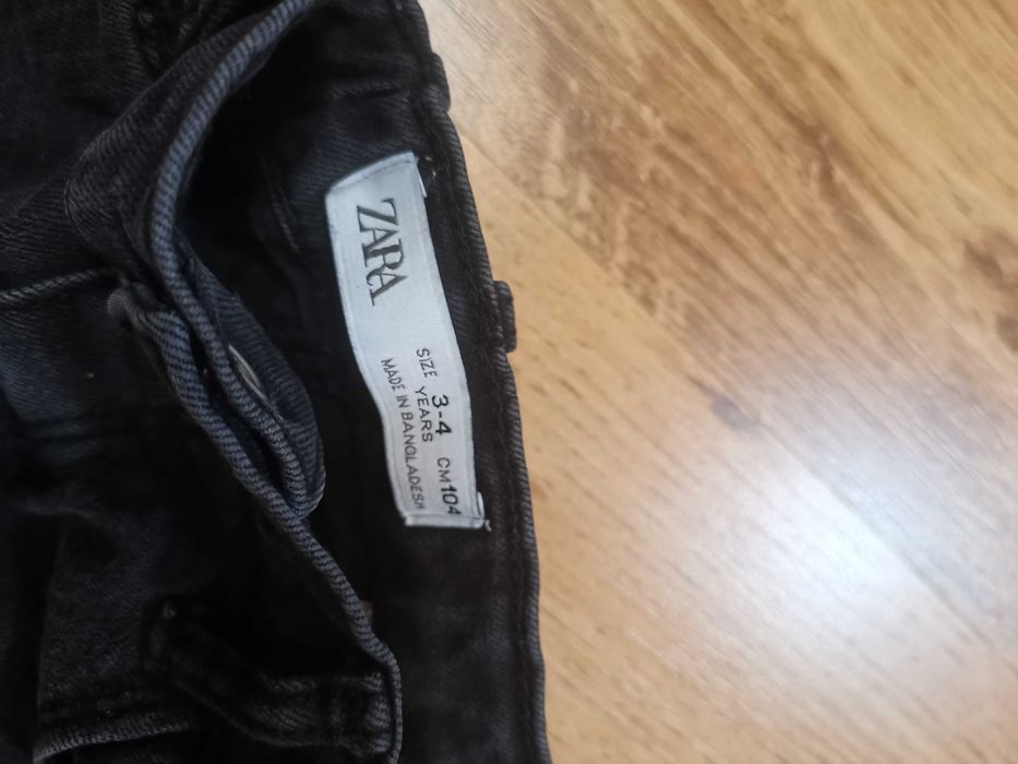 Дрехи на ZARA, MNG и H&M
