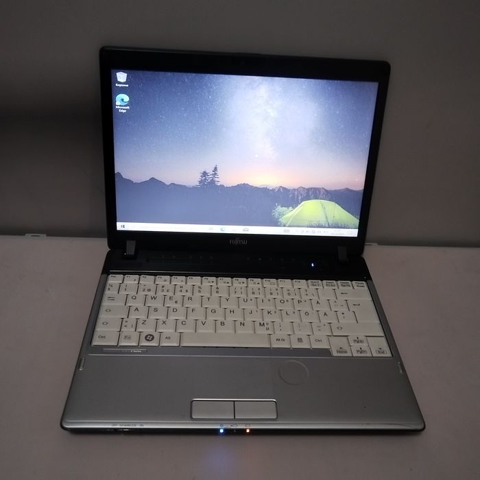 Продам ноутбук Fujitsu Core i 3