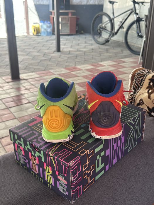 Кроссовки баскетбольные