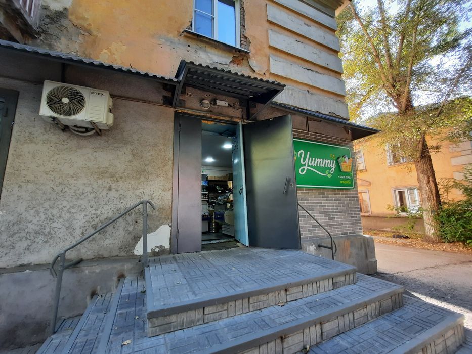 3к квартира, Бажова 57