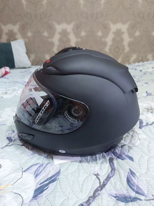 Продаю шлем новый Размер М