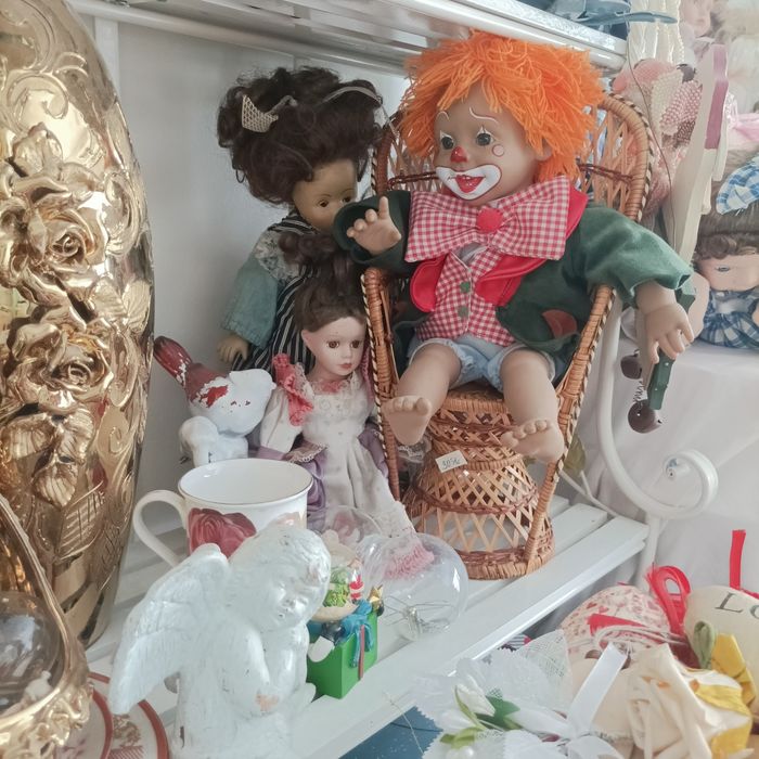 Порцеланови кукли