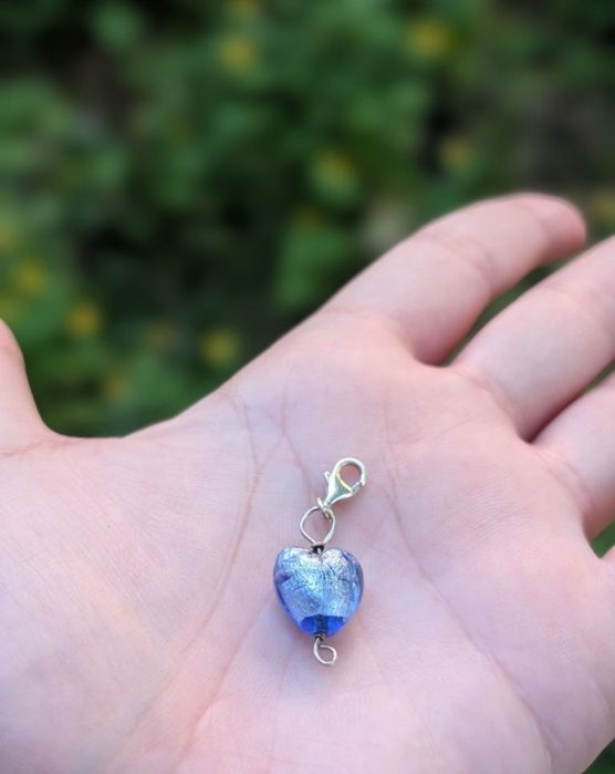 Vechi charm pandantiv argint 925, in forma de inima, din sticla de Murano, albastru deschis