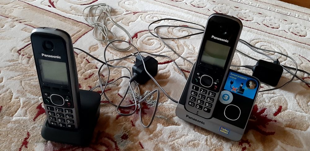 Телефон стационарный Panasonic 2 трубки