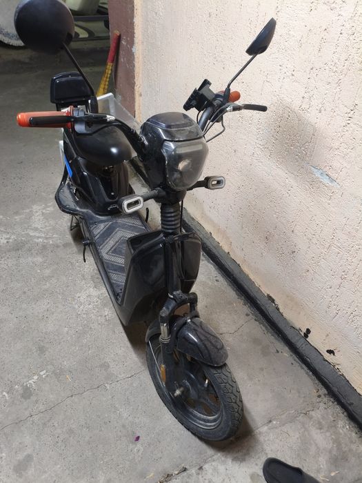 Продам электро скутер